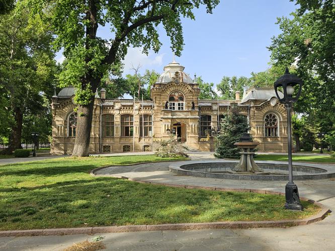 Где Восток говорил на согдийском