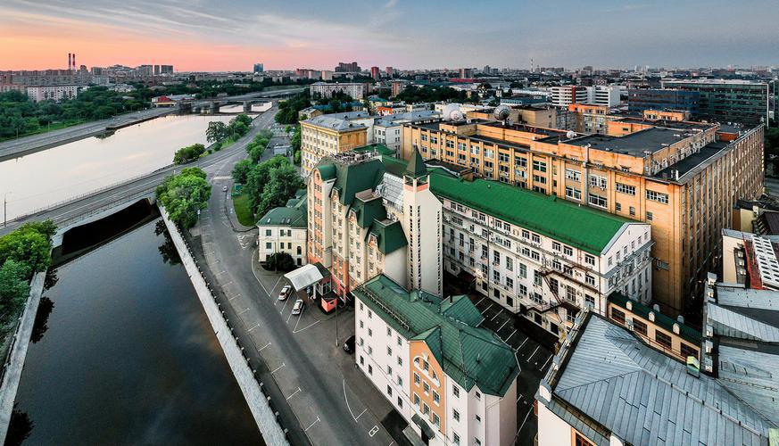 Россо Рива 4* (г. Москва) / Космос Пулковская 4*(г. Санкт-Петербург)