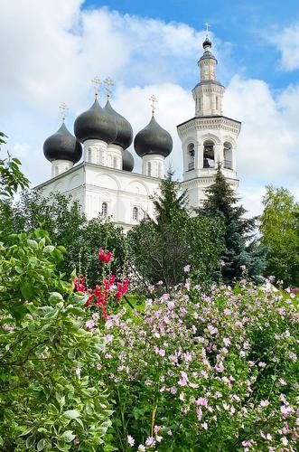 Здесь русский дух, здесь Русью пахнет