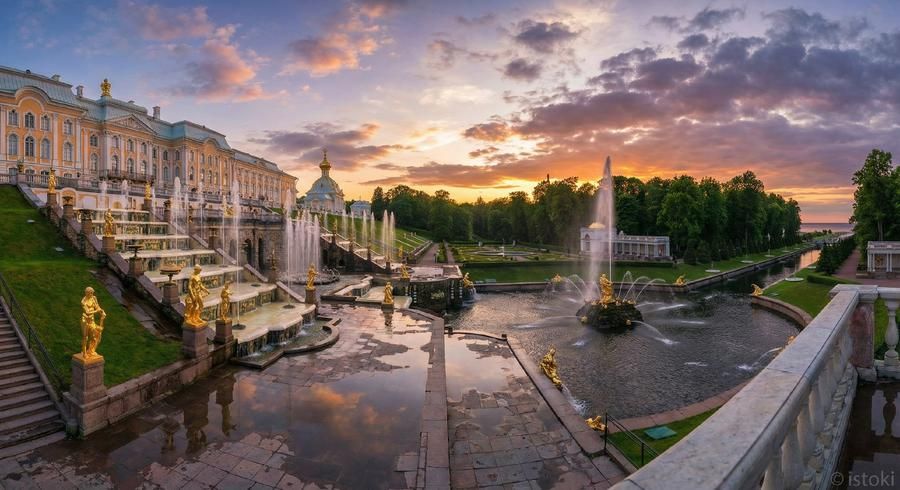 Россия в двух столицах: история и современность