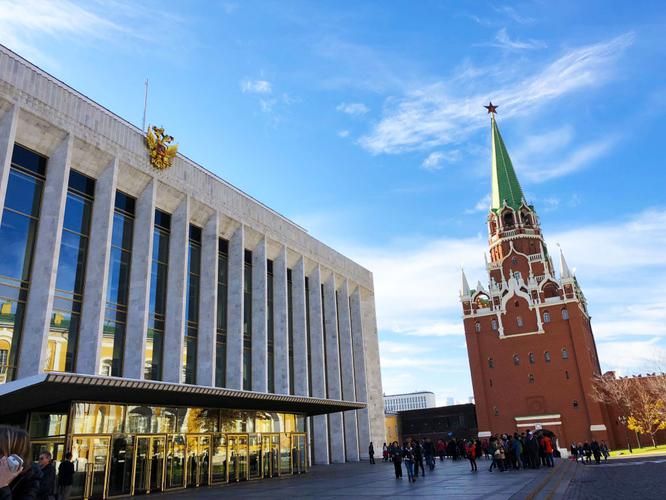 Поезд| Москва на майских: город, который вдохновляет