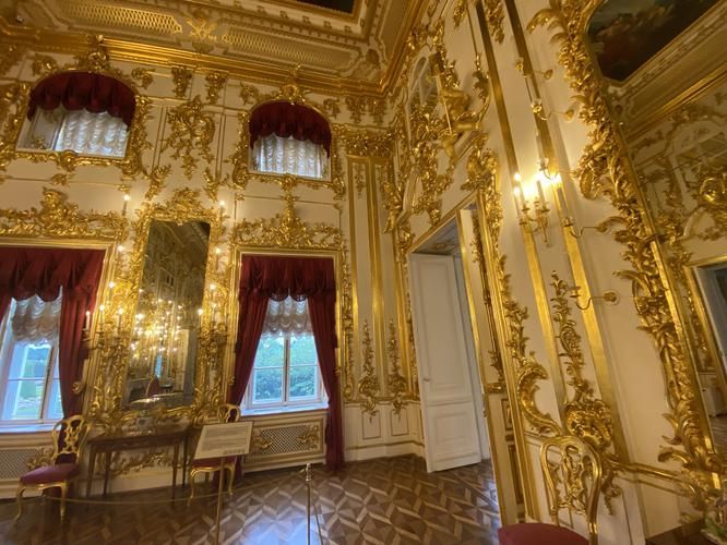 Дух Петербурга: вековые традиции